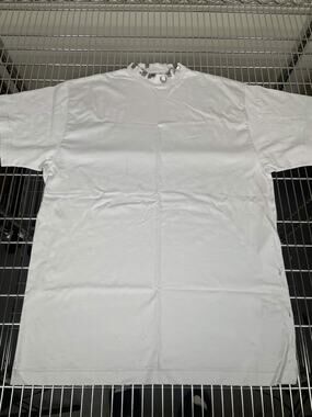 BALENCIAGA OVERSIZED PIERCING T-SHIRT WHITE SIZE 1
